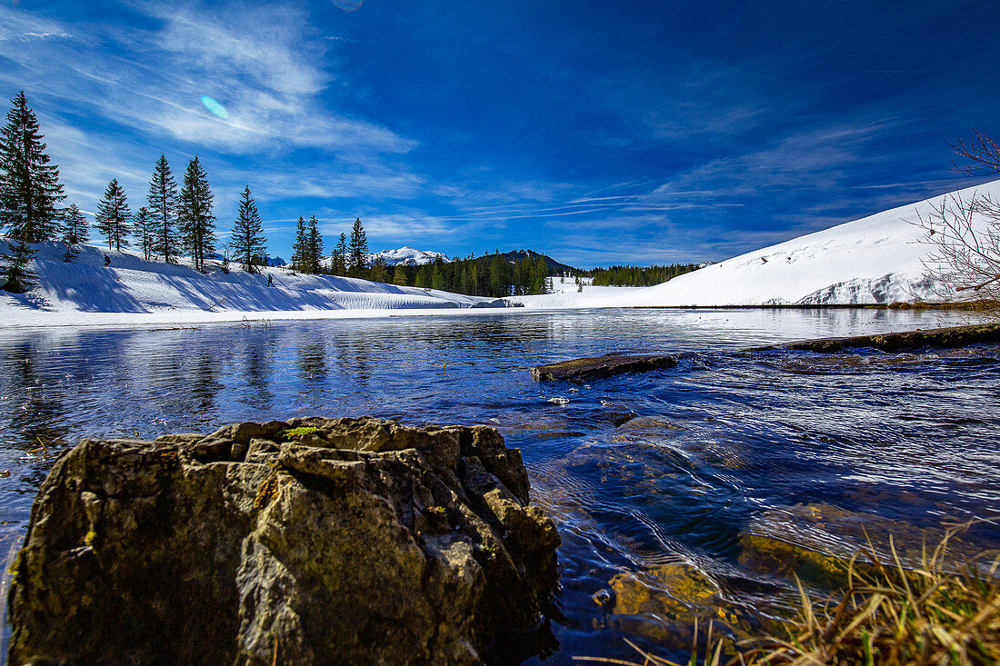 Mountain lake on the Winklmoos Alm in winter, Reit im Wink, Chiemgau, Bavaria, Germany