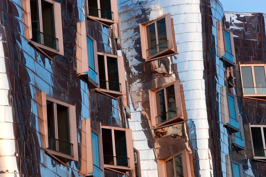 The Neuer Zollhof building by Frank Gehry at the Medienhafen or Media Harbour, Dusseldorf, Germany.