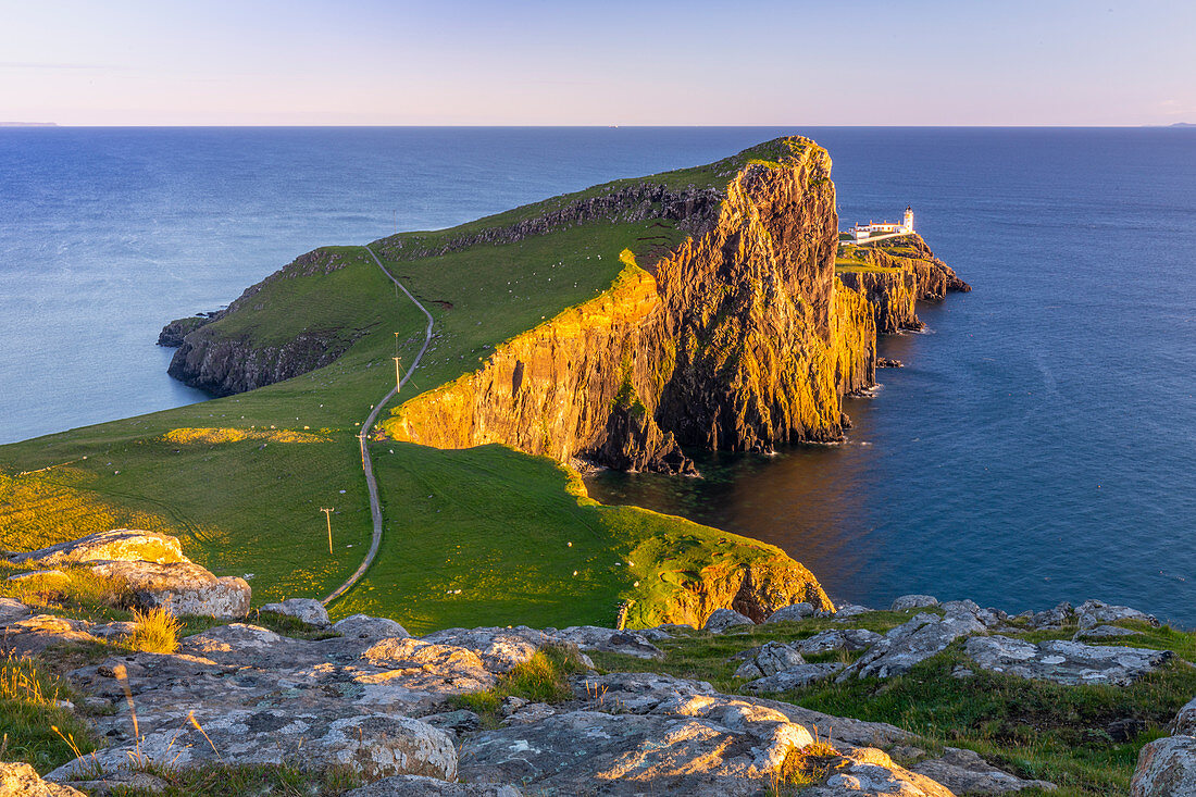 Neist Point und Leuchtturm, Glendale, Isle of Skye, Innere Hebriden, Hochland und Inseln, Schottland, Vereinigtes Königreich, Europa
