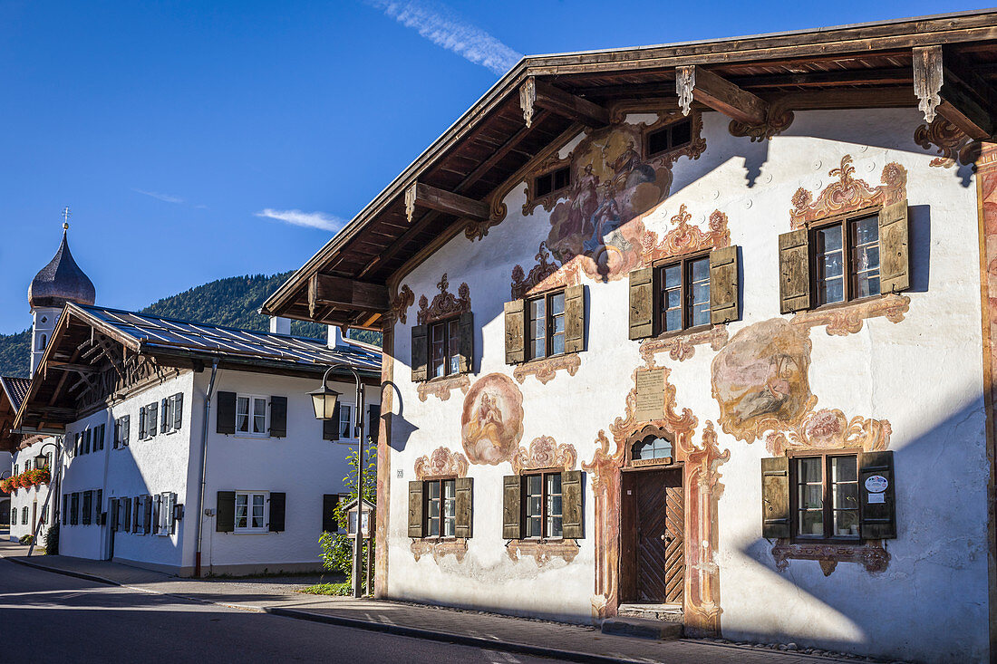 Historic house with Lüftlmalerei in Unterammergau, Upper Bavaria, Allgäu, Bavaria, Germany