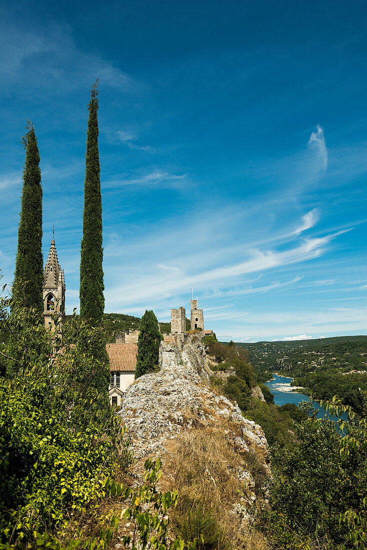 Aiguèze, die schönsten Dörfer Frankreichs, Les plus beaux villages de France, Gorges de l’Ardèche, Département Gard, Okzitanien, Frankreich