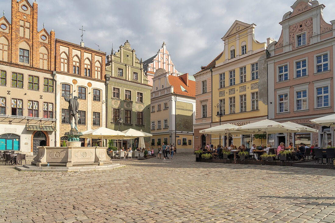 Old Town Square, Poznan, Poland, Europe