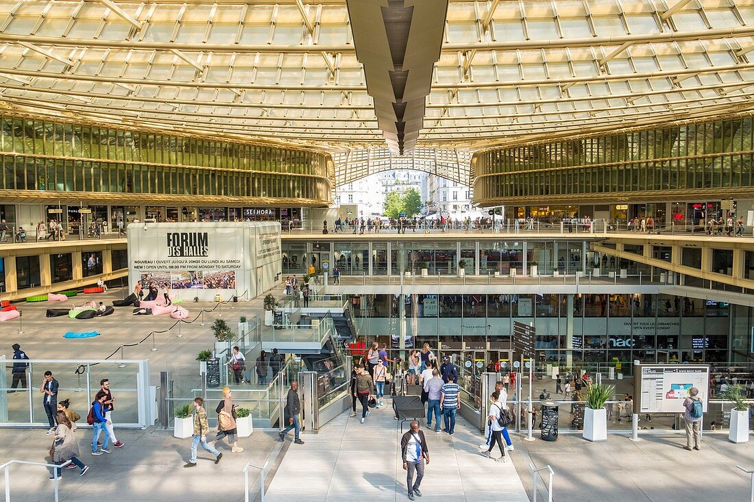 France, Paris, Chatelet-Les Halles, the entrance of the shopping center of the Forum des Halles and the Canopy