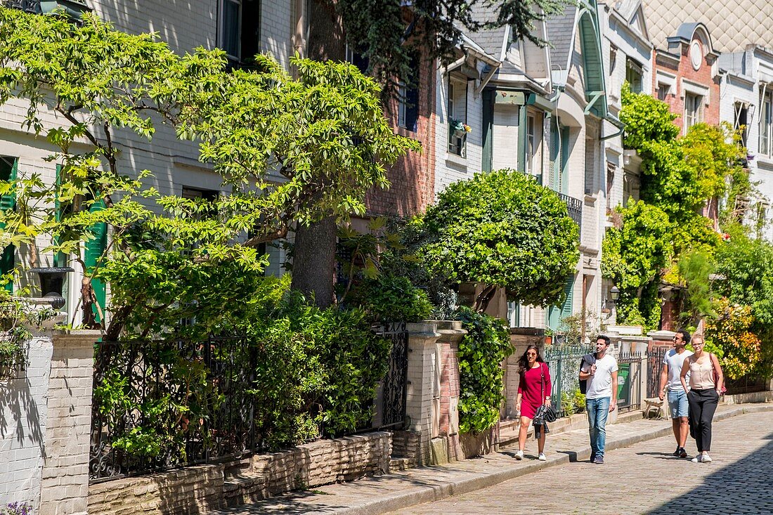 France, Paris, Montmartre, St Vincent Street