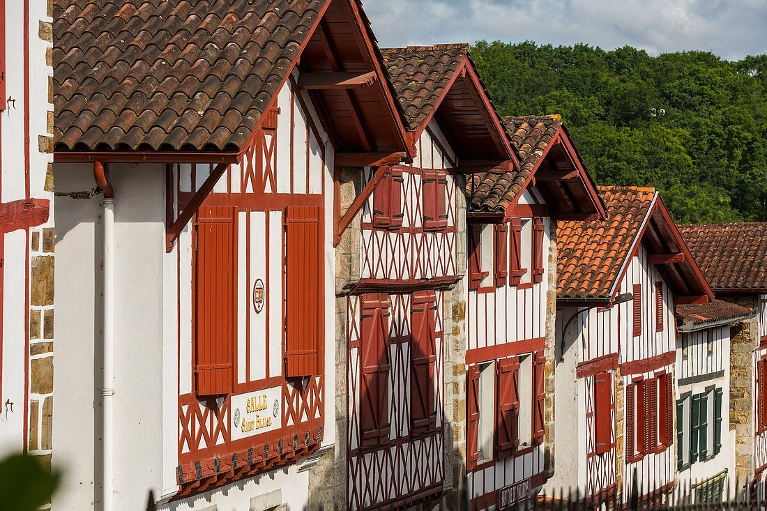 Frankreich, Pyrenäen Atlantiques, Bask Land, bezeichnet als die schönsten Dörfer Frankreichs