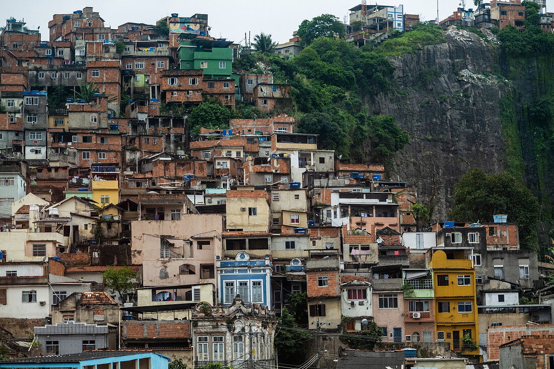 Favela nahe Sao Conrado, Rio de Janeiro, Rio de Janeiro, Brasilien, Südamerika