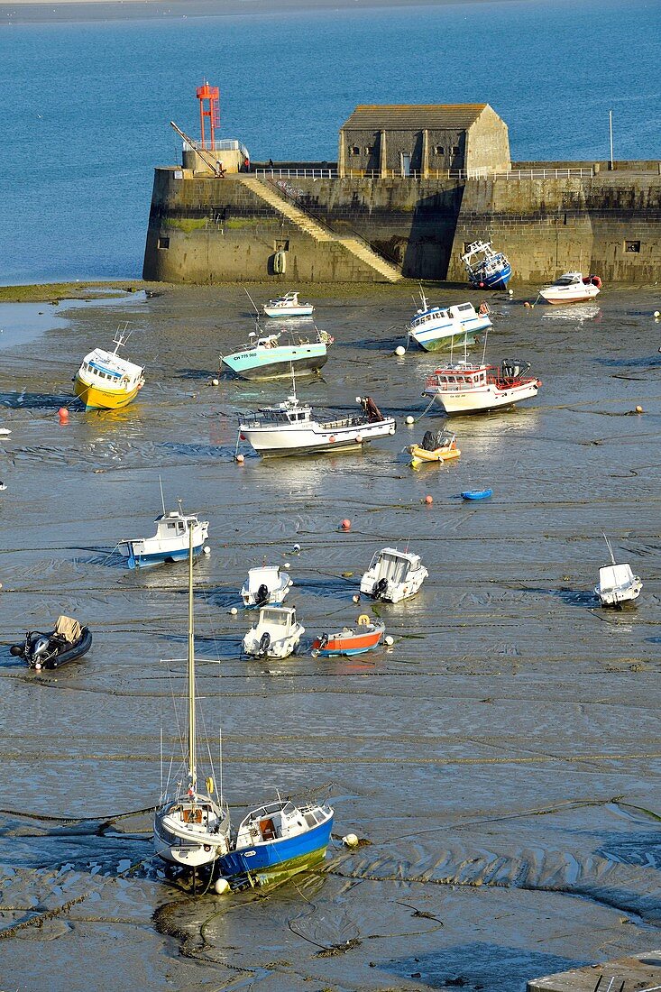 Frankreich, Manche, Cotentin, Granville, die Oberstadt auf einer felsigen Landzunge am fernöstlichen Punkt der Mont Saint Michel Bay, dem Hafen