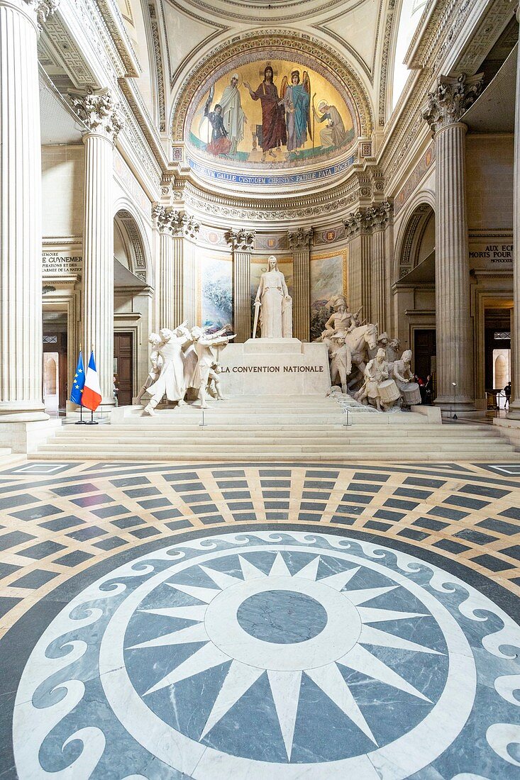 France, Paris, Latin Quarter, Pantheon (1790) neoclassical style, building in the shape of a Greek cross built by Jacques Germain Soufflot and Jean Baptiste Rondelet