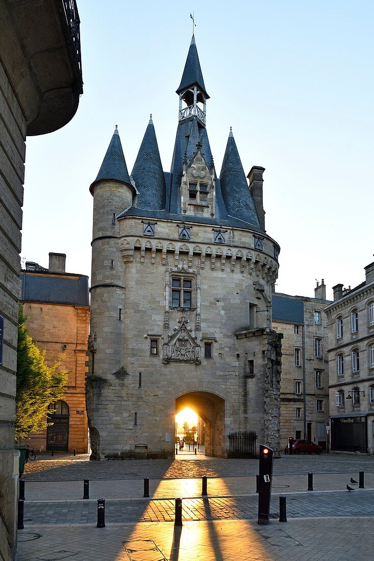 Frankreich, Gironde, Bordeaux, Bezirk ein Weltkulturerbe der UNESCO, Bezirk St. Peter, 15. Jahrhundert gotische Cailhau gate