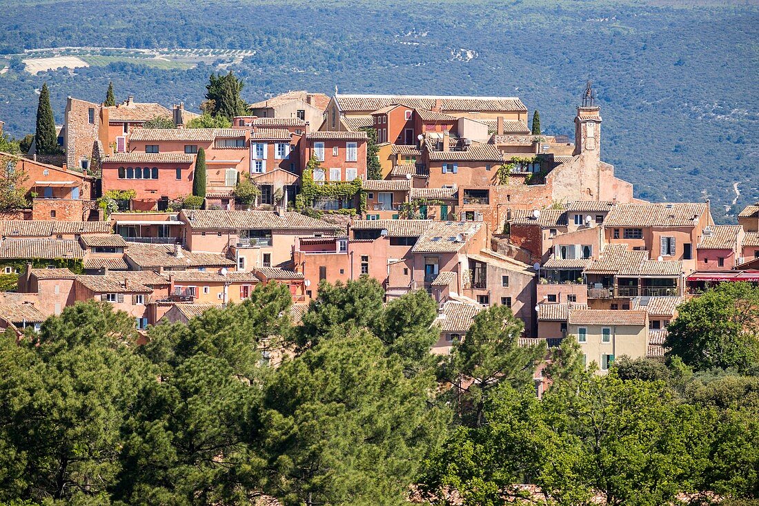 Frankreich, Vaucluse, regionaler Naturpark Luberon, Roussillon, beschriftet die schönsten Dörfer Frankreichs