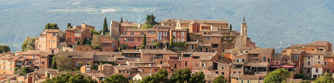 Frankreich, Vaucluse, regionaler Naturpark Luberon, Roussillon, beschriftet die schönsten Dörfer Frankreichs