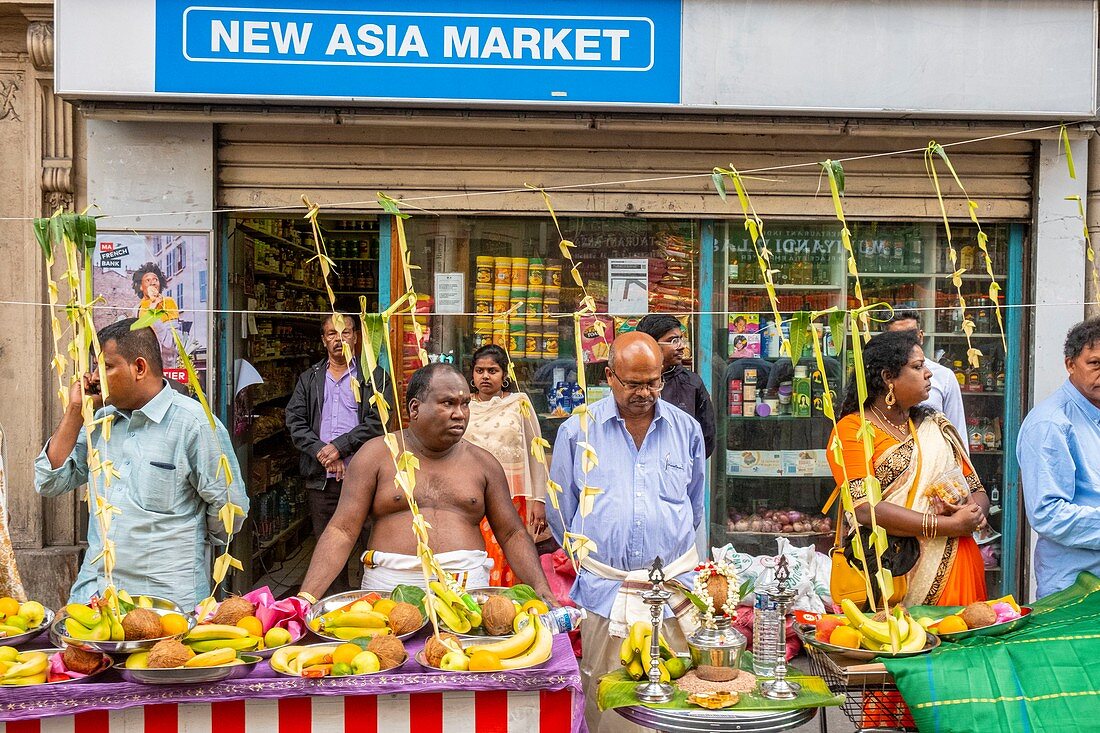 France, Paris, Ganesh Temple of Paris Sri Manicka Vinayakar Alayam, the Feast of the God Ganesh