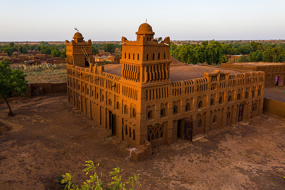 Aerial of the Sudano-Sahelian architectural style mosque in Yamma, Sahel, Niger, Africa