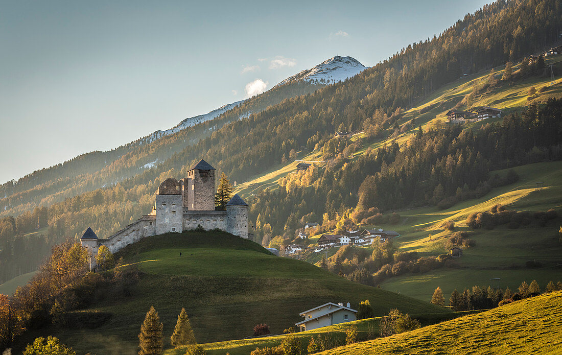 Burg Heinfels im Hochpustertal, Heinfels, Osttirol, Tirol, Österreich