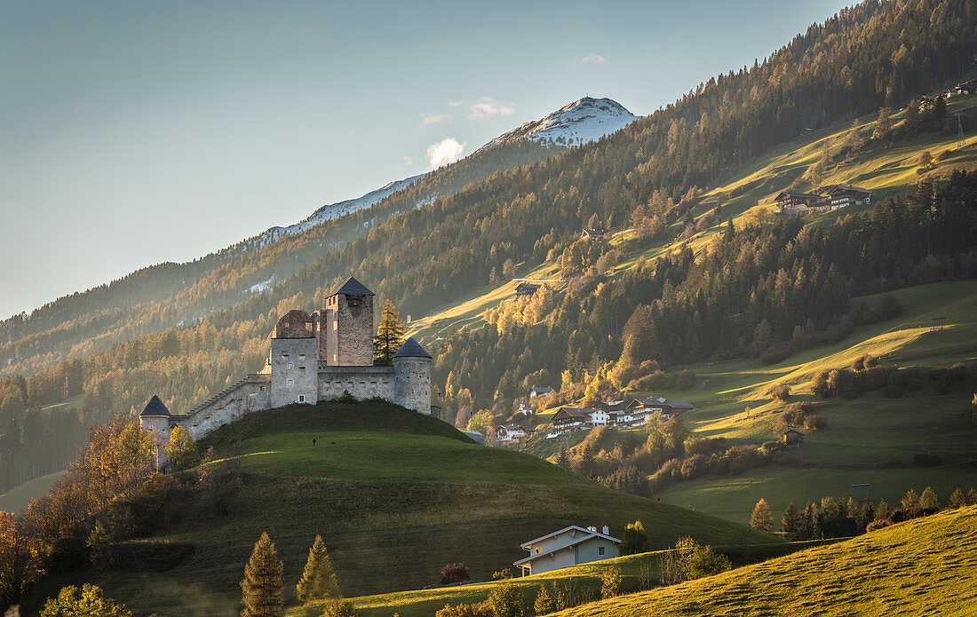 Heinfels Castle in Hochpustertal, Heinfels, East Tyrol, Tyrol, Austria