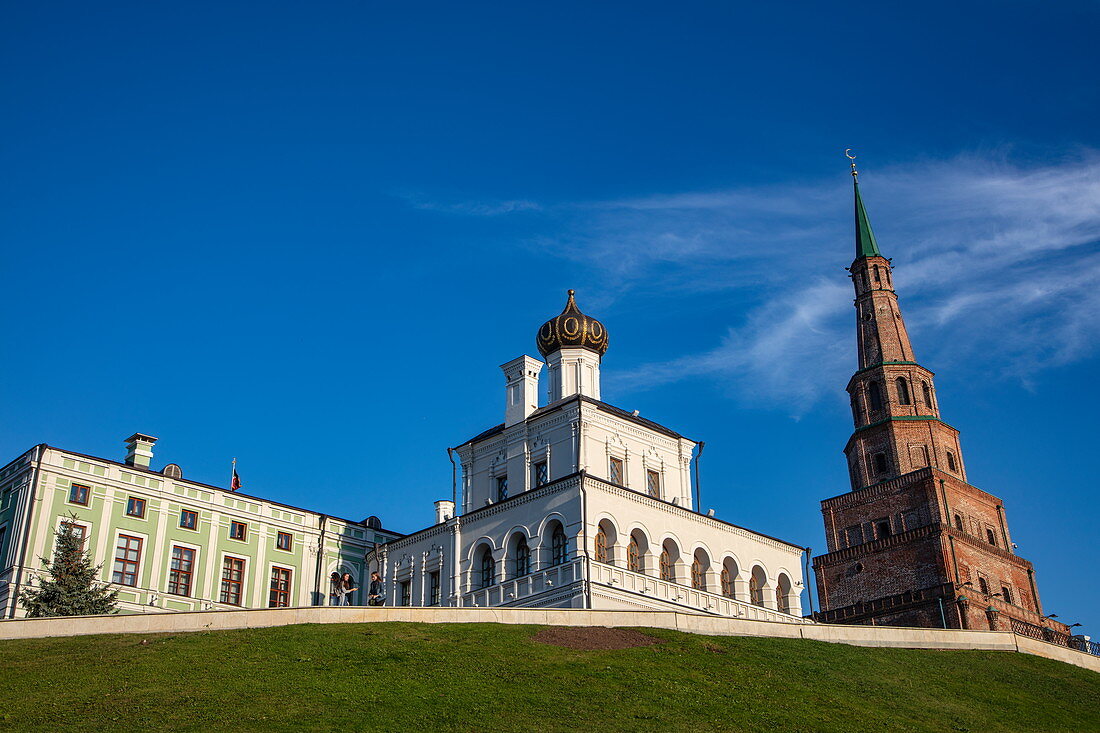 Exterior view of Kazan Kremlin with Soyembika Tower, Kazan, Kazan District, Republic of Tatarstan, Russia, Europe