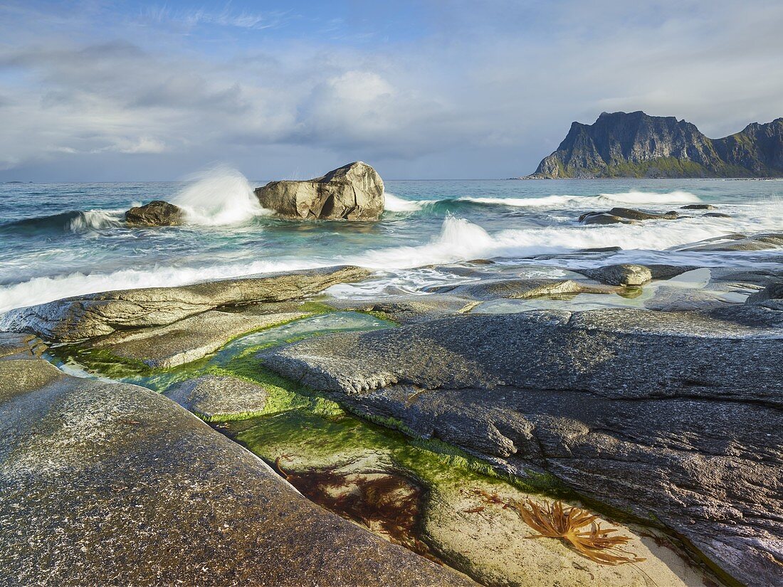 Hogskolmen von Utakleiv, Vestvagoya, Lofoten, Nordland, Norwegen