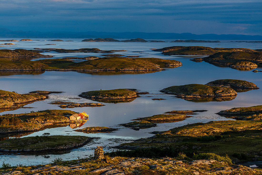 Blick vom Husfjellvatnet bei Rörvik, Norwegen