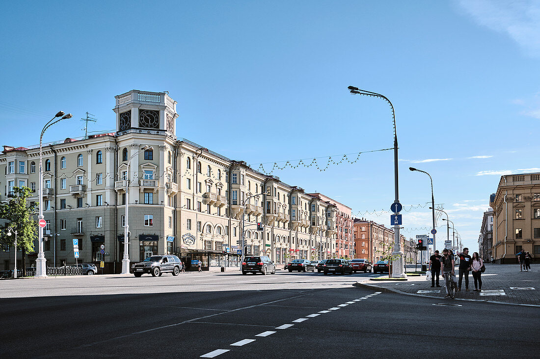 Straßenbild des Prospect Niezaliežnasci, Minsk, Belarus