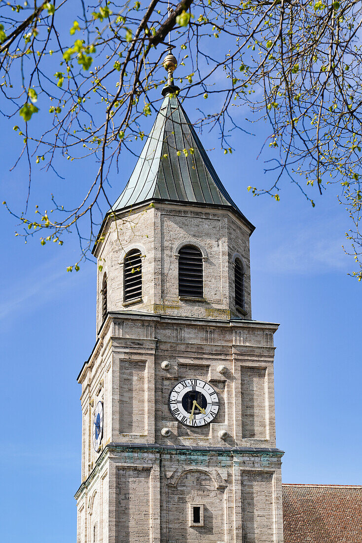 Kirchturm des Klosters Polling im Frühling, Polling, Weilheim, Bayern, Deutschland, Europa