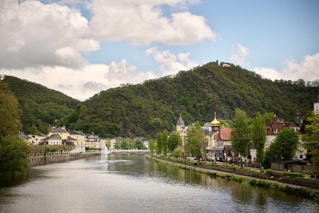 Blick über Lahn auf Kurstadt Bad Ems, UNESCO Weltkulturerbe „Bedeutende Kurstädte Europas“, Rheinland-Pfalz, Deutschland