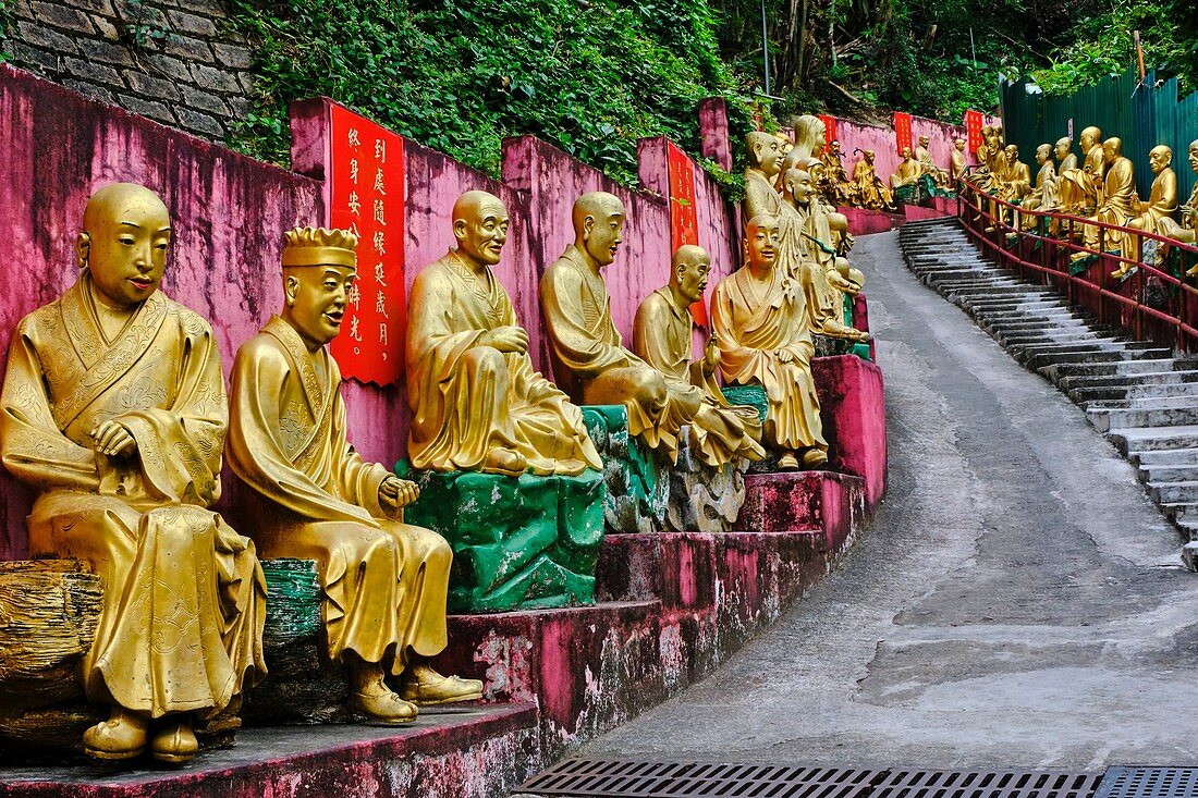 China, Hong Kong, Kowloon, Ten Thousand Buddhas Monastery 