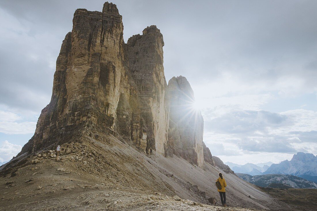 Italy,South Tirol,Sexten Dolomites,Tre Cime di Lavaredo,Woman looking at rock formations
