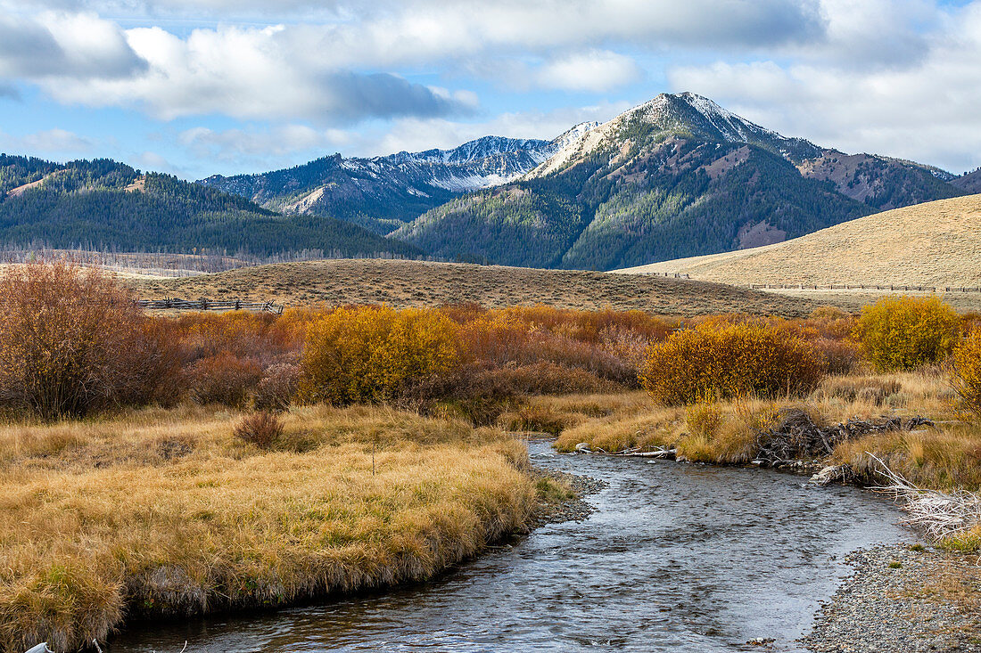 USA,Idaho,Stanley,Landscape with stream and mountains