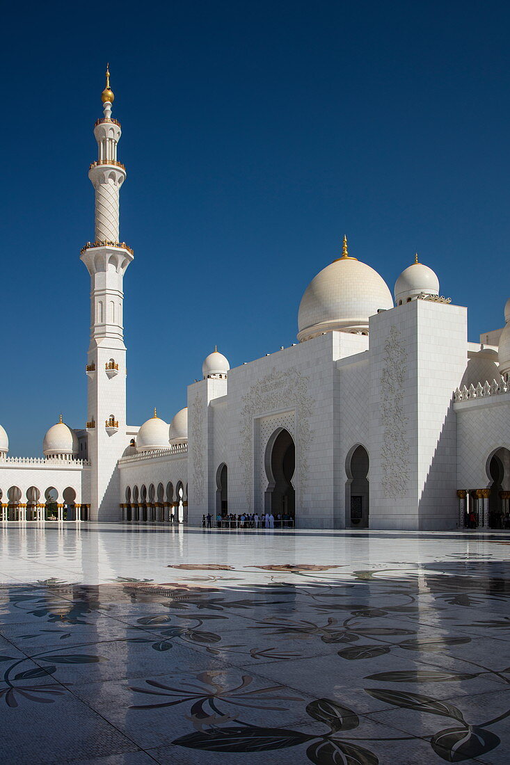 Scheich-Zayid-Moschee (Sheikh Zayed Bin Sultan Al Nahyan Grand Mosque), Abu Dhabi, Vereinigte Arabische Emirate, Naher Osten