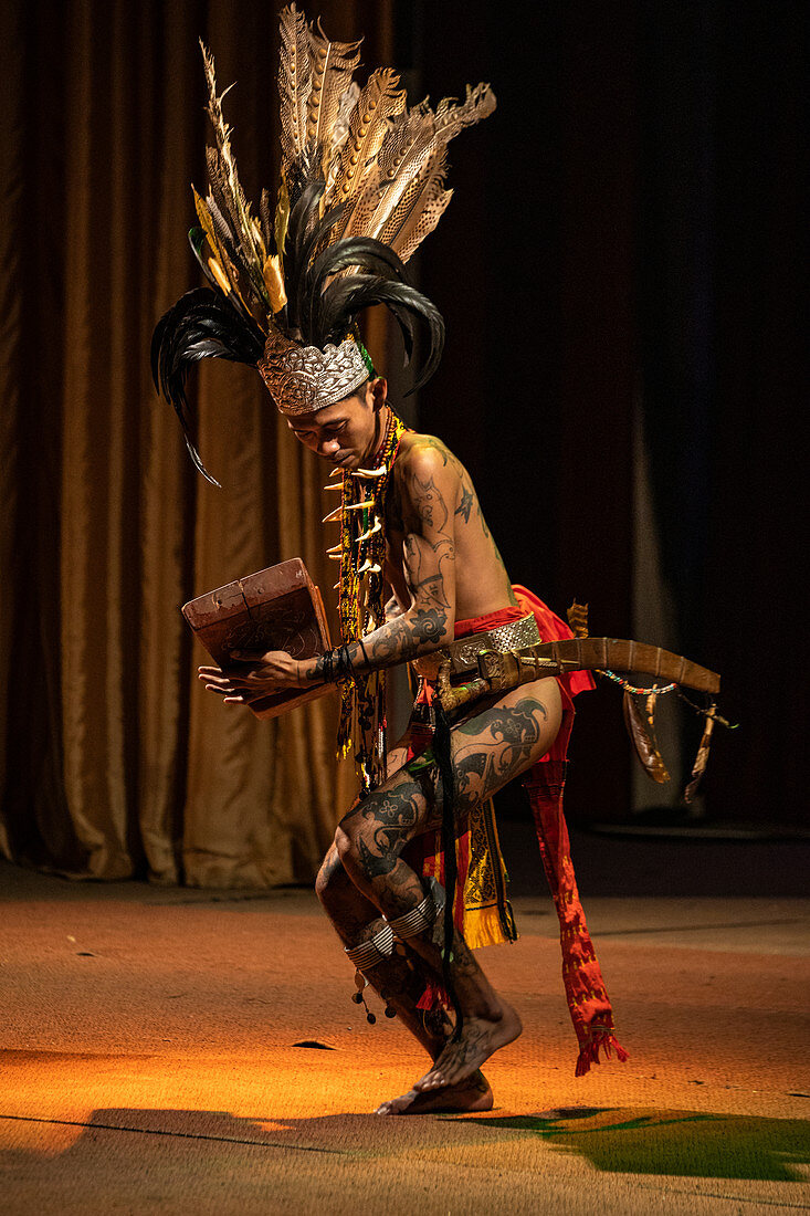 Traditional dance performance in the Sarawak Cultural Village, Kampung Budaya Sarawak, near Kuching, Sarawak, Borneo, Malaysia, Asia