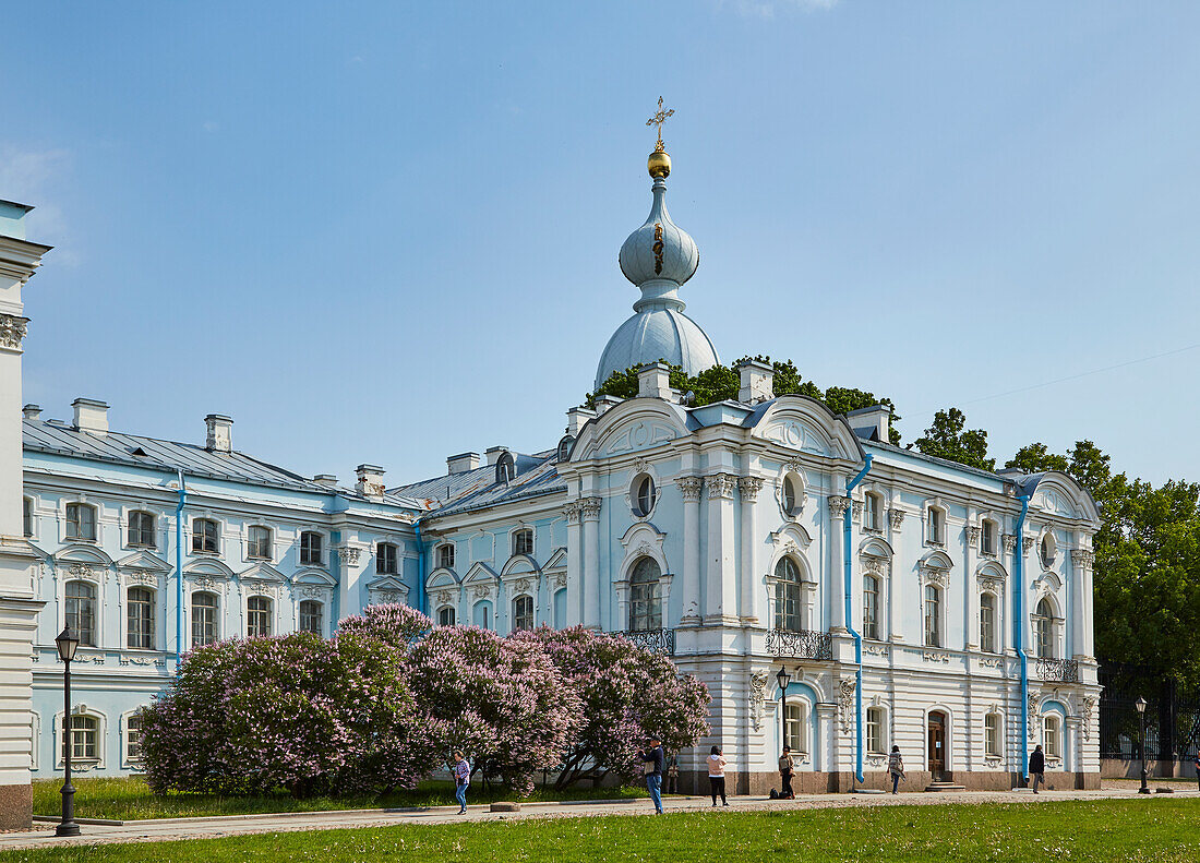 Smolny-Kloster an der Newa in St. Petersburg, Smolnyj-Kloster, Newa, Lenin-Wolga-Ostsee-Kanal, Russland, Europa