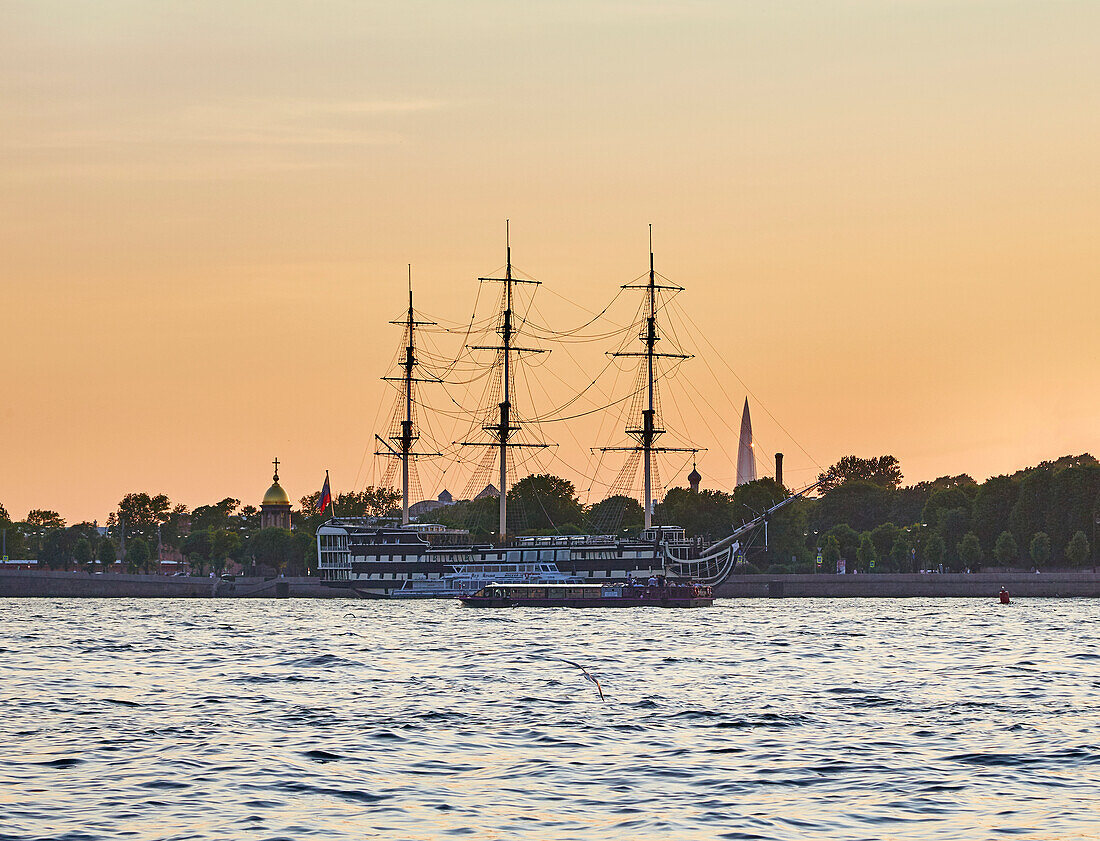 View over the Neva to the frigate 'Grace' in St. Petersburg, Neva, Russia, Europe