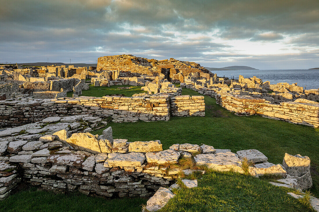 Broch of Gurness, Aikerness, ruined tower and Iron Age settlement, Mainland Orkney, Scotland UK