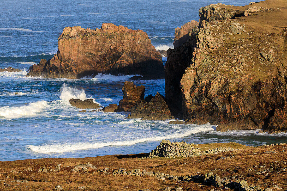 Mangersta, cliff, cliffs and surf, Atlantic Ocean, Isle of Lewis, Outer Hebrides, Scotland UK