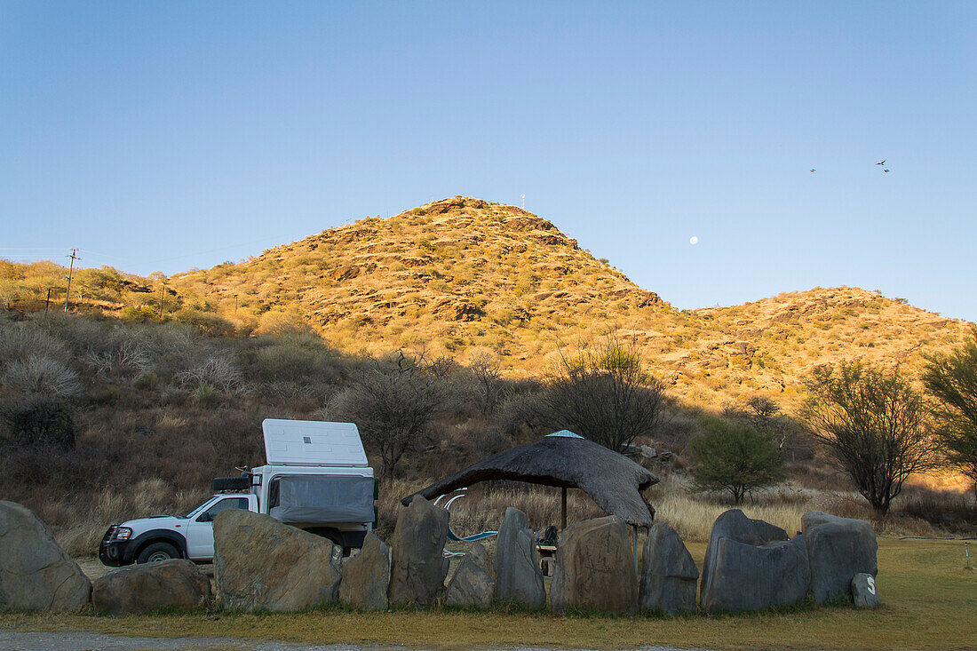 Schön angelegter Campingplatz nördlich von Windhoek, Namibia