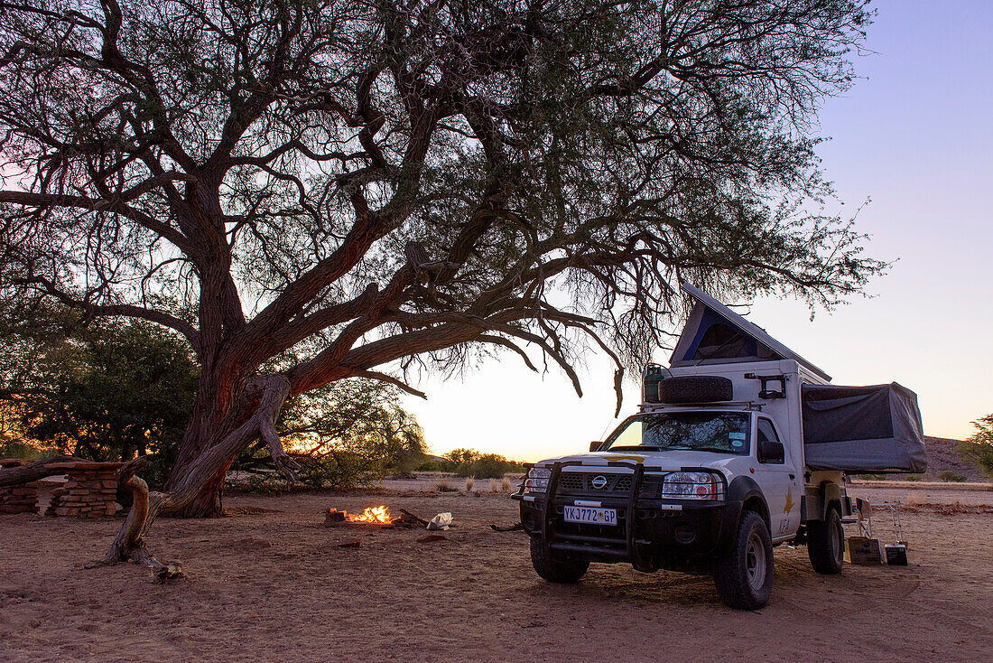 Campingplatz mit Feuerstelle in der Nähe von Twyfelfontein, Namibia