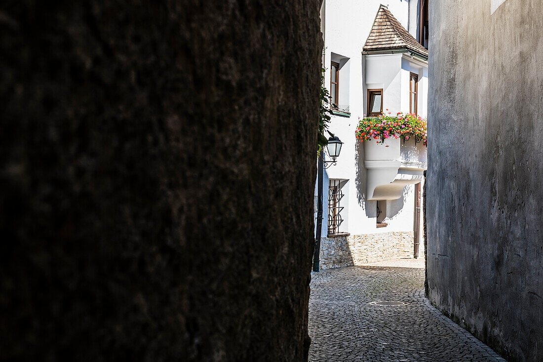 Alley, old town, Sterzing, South Tyrol, Alto Adige, Italy