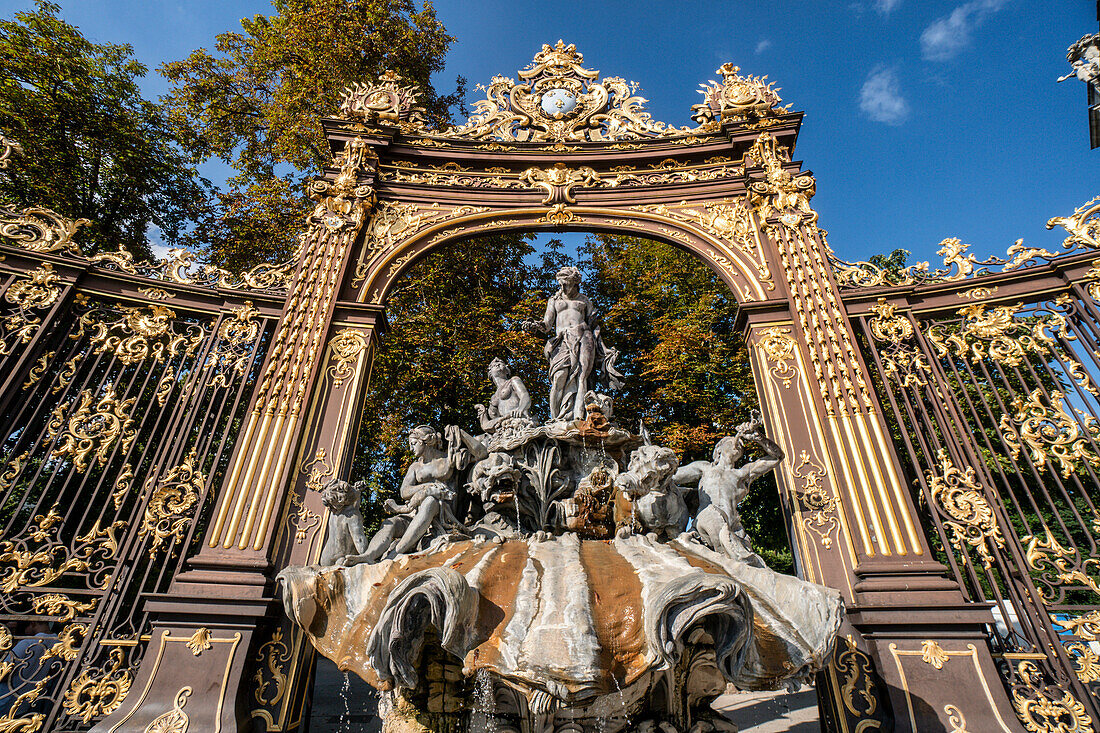 Place Stanislas, Brunnen der Amphitrite im goldenen Tor, Nancy, Lothringen, Frankreich, Europa