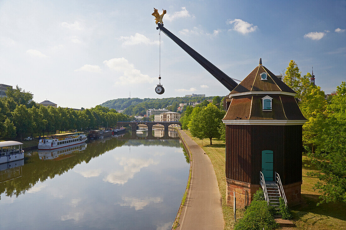 Saarkran, Saar, Old Bridge, Saarbrücken, Saarland, Germany, Europe