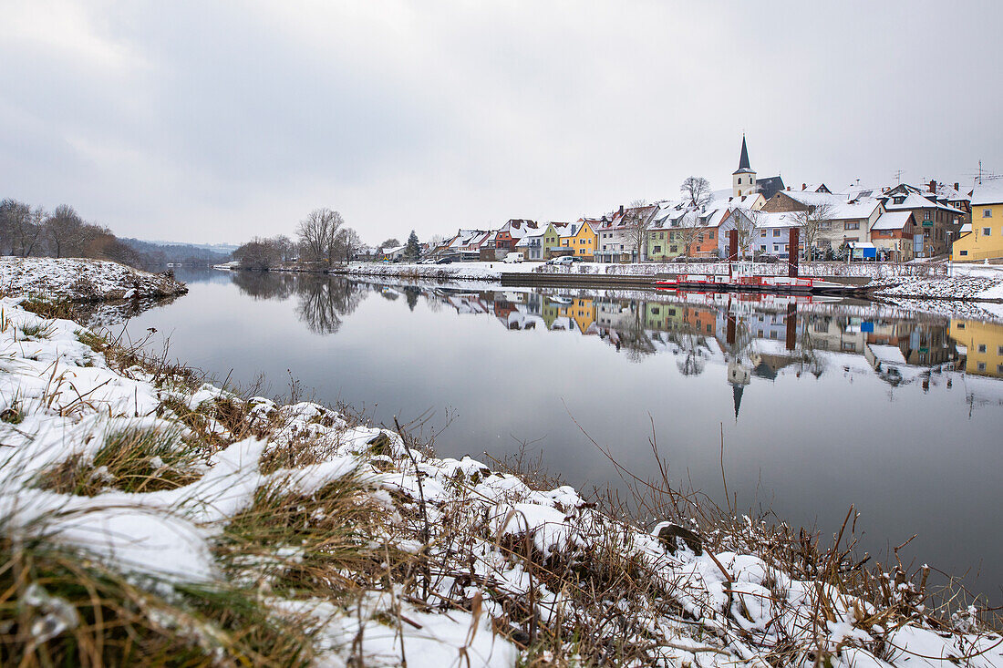 Winter in the Main Valley near Obereisenheim, Eisenheim, Würzburg, Lower Franconia, Franconia, Bavaria, Germany, Europe