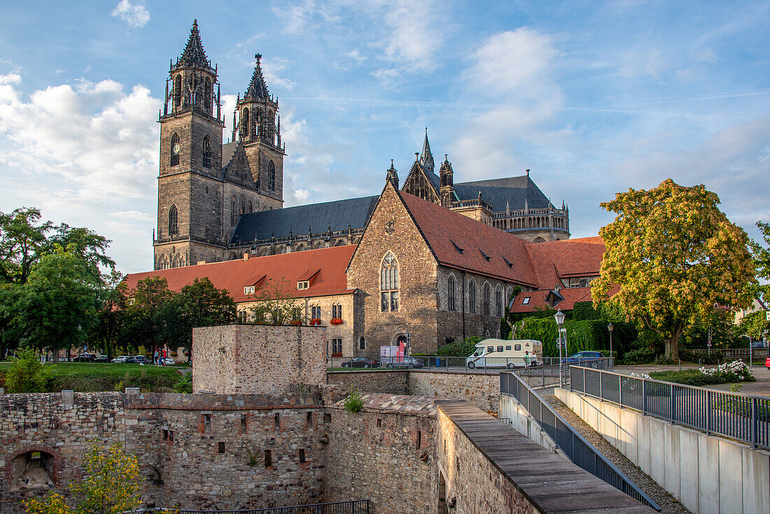 Autumn mood, Magdeburg Cathedral, Saxony-Anhalt, Germany