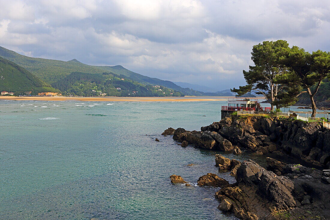 Sandbänke am Ria de Urdaibai, auch Ria Guernika oder Ria Mundaka genannt, Mundaka, Urdaibai Biosphere Reserve, Baskenland, Spanien