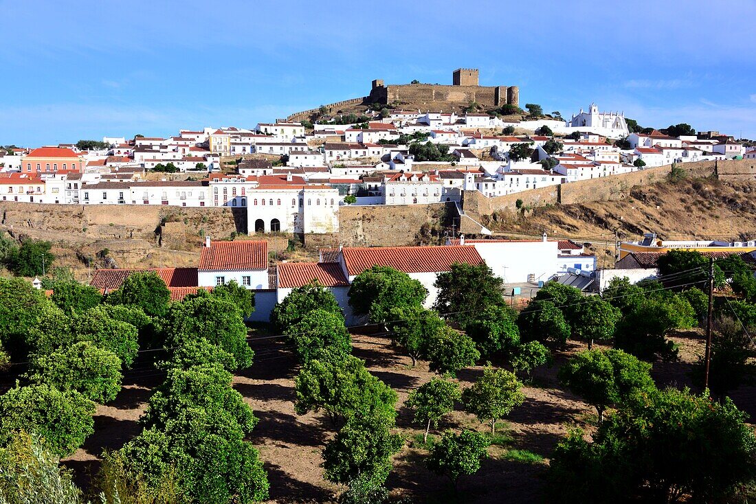 Blick auf Mértola, Alentejo, Portugal