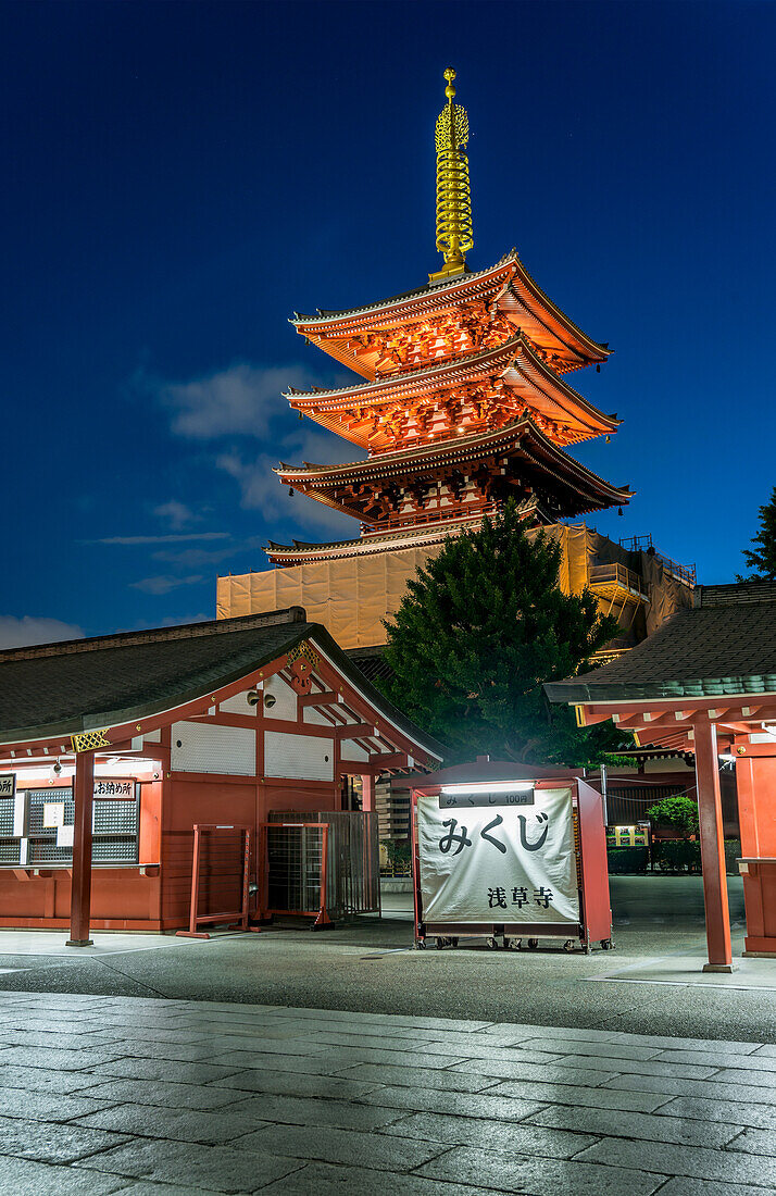 Edo period five-story pagoda in Sensoji Temple, (Asakusa Kannon Temple), Asakusa, Tokyo, Japan