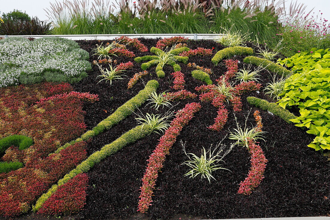 Plant design at the entrance to Candiac, Province of Quebec, Canada