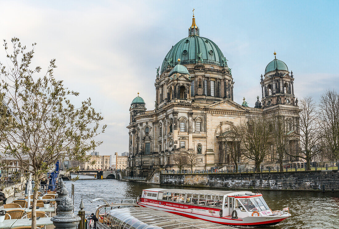 Berlin Cathedral seen from the banks of the Spree, Germany