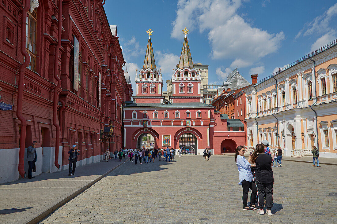 Resurrection Gate at the entrance to Red Square in Moscow, Krasnaya ploscad, Moskva, Moscow-Volga Canal, Russia, Europe