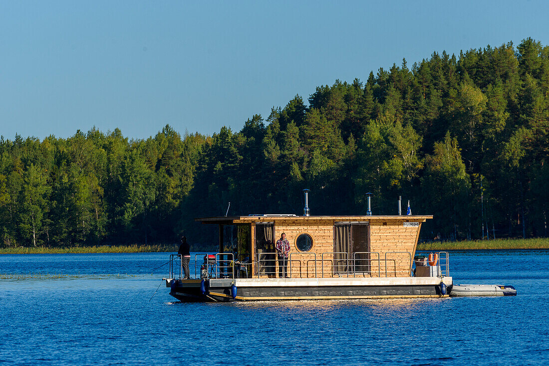 Hausbootfahrt mit gemieteten Hausboot, Jyväskylä, Finnland
