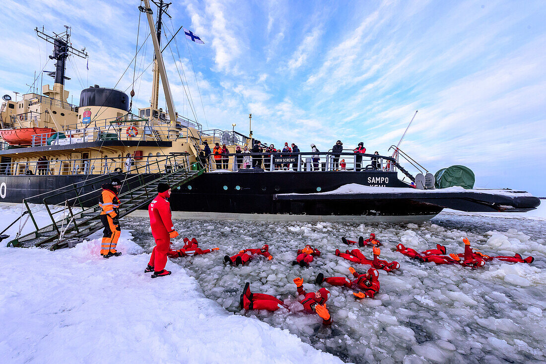 Touristenfahrt mit dem historischen Eisbrecher Sampo, Kemi, Finnland