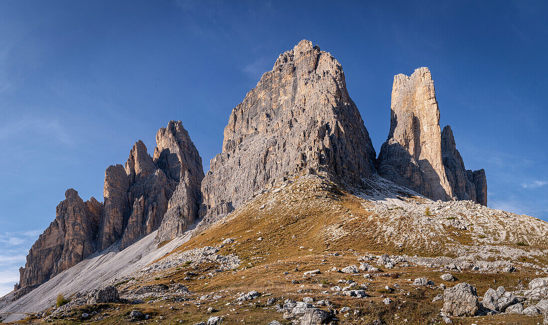 On the south side of the Three Peaks, Auronzo, Dolomites, Italy, Europe